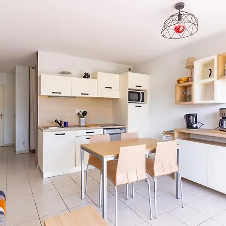 Le Jouarres - Appt Climatise Avec Piscine Partagee Apartment *